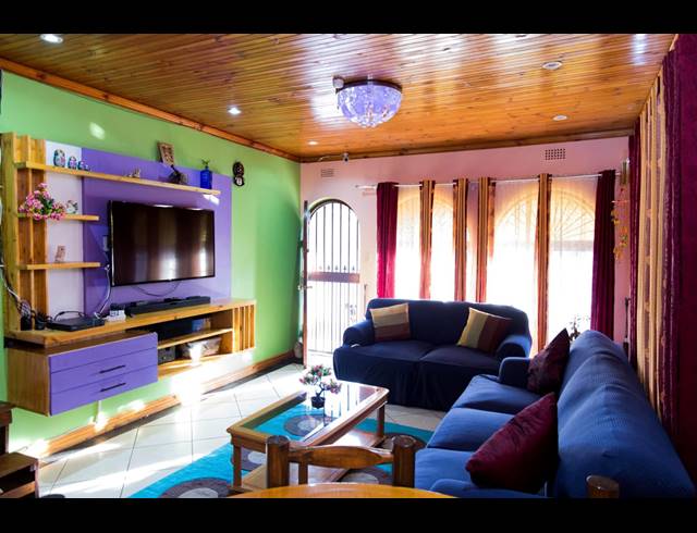 3 BEDROOM HOUSE RENTED IN RYLANDS